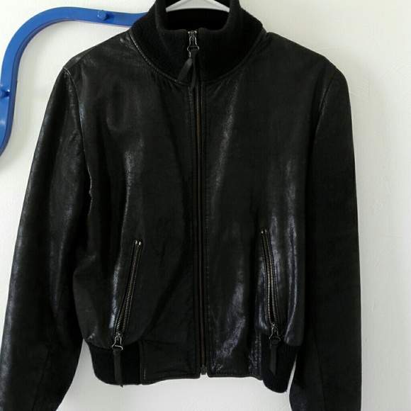 Dolce & Gabbana timeless leather bomber jacket - Picture 3 of 8